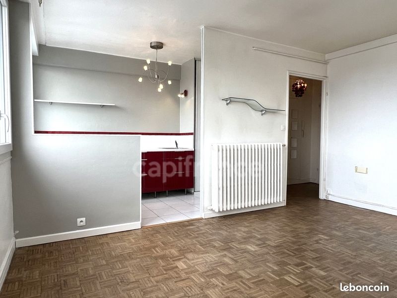 1 bedroom Apartment in Orleans, France No. 333999