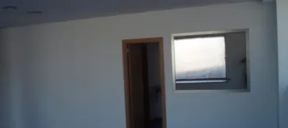 Коммерческая недвижимость с 1 спальней в Арройо-де-ла-Энкомьенда, Испания № 82665 3