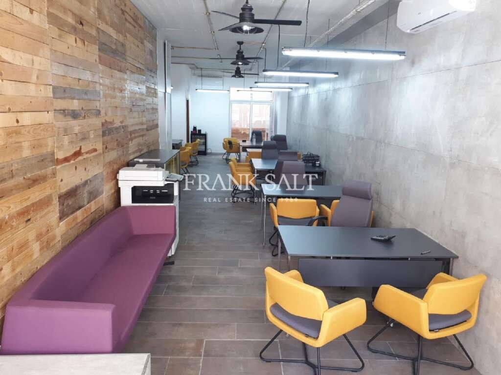 Büro in Saint Julian's, Malta 75m², Nr. 12200