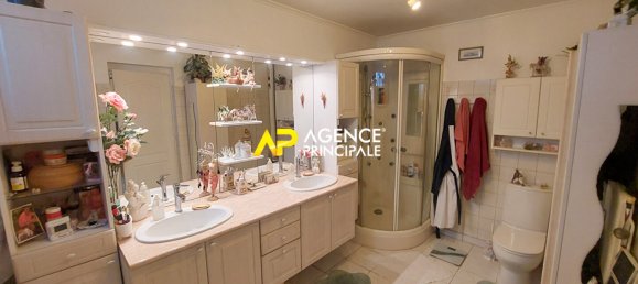 3 bedrooms House in Bezons, France No. 166618 8