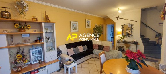 3 bedrooms House in Bezons, France No. 166618 5