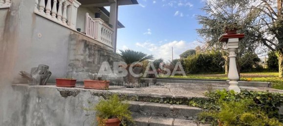 Вилла с 6 комнатами в Веллетри, Италия № 31515 41