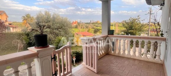 Вилла с 6 комнатами в Веллетри, Италия № 31515 54