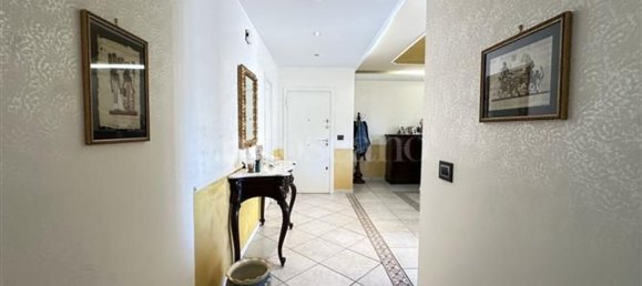 4 chambres Appartement à Palermo, Italy No. 378375 11