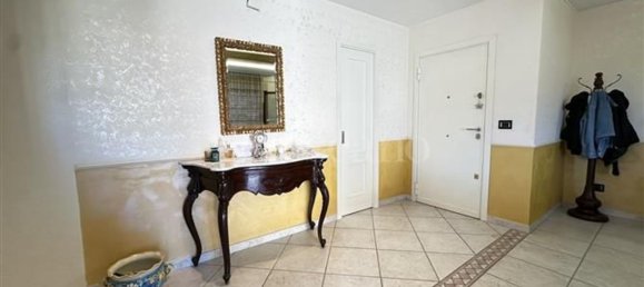 4 chambres Appartement à Palermo, Italy No. 378375 8