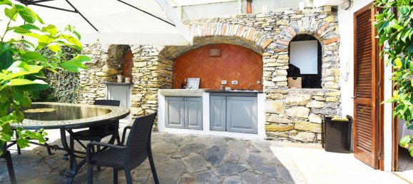 5 rooms Villa in Rapallo, Italy No. 35846 11