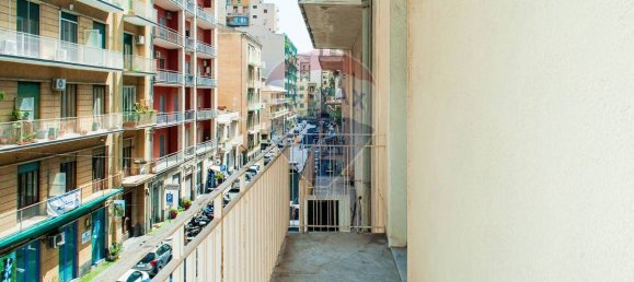 Apartamento de 2 dormitorios en Catania, Italy No. 330039 27