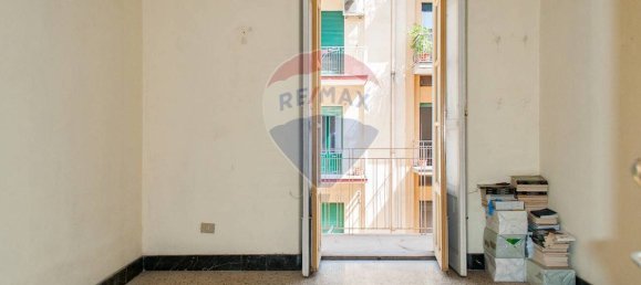Apartamento de 2 dormitorios en Catania, Italy No. 330039 8