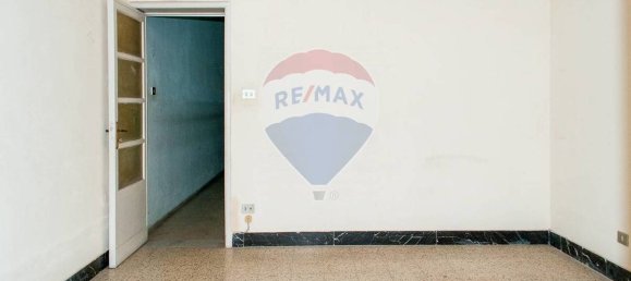 Apartamento de 2 dormitorios en Catania, Italy No. 330039 14