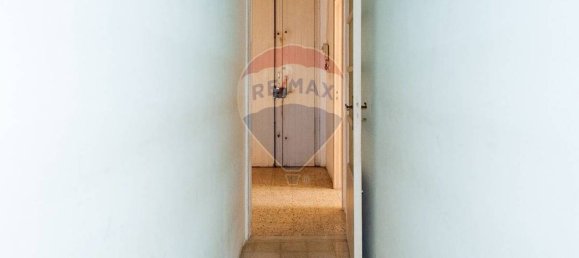 Apartamento de 2 dormitorios en Catania, Italy No. 330039 31
