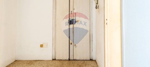 Apartamento de 2 dormitorios en Catania, Italy No. 330039 29