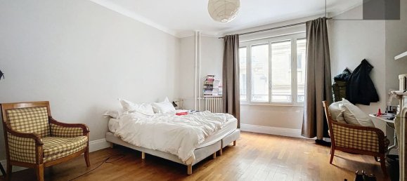 3 bedrooms Apartment in Paris, France No. 189520 9