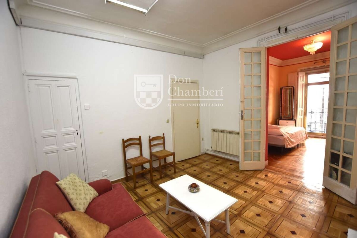 3 bedrooms Apartment in Madrid, Spain No. 171795