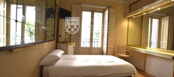 3 bedrooms Apartment in Madrid, Spain No. 171795 4