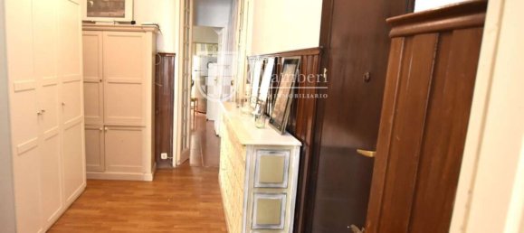 3 bedrooms Apartment in Madrid, Spain No. 171795 7