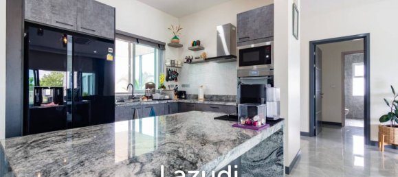 5 bedrooms Villa in Hua Hin, Thailand No. 23875 8