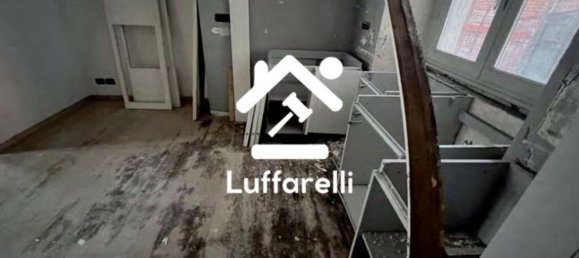 6-salle Appartement à Turin, Italy No. 47247 5