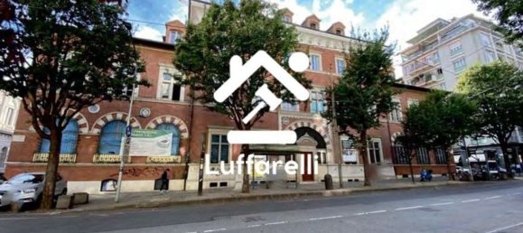 6-salle Appartement à Turin, Italy No. 47247 9