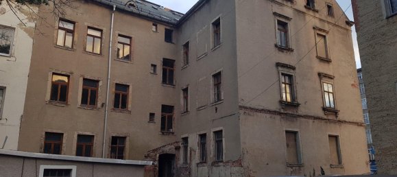 890m² Building in Chemnitz, Germany No. 290646 2