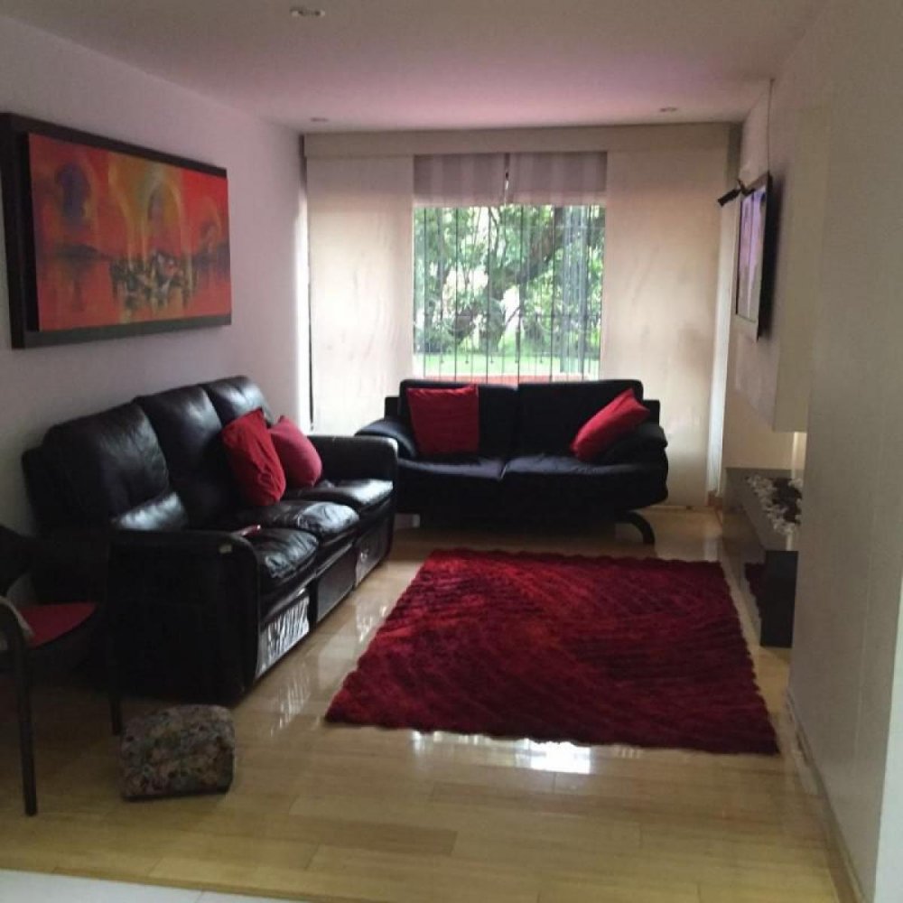 3 bedrooms House in Bogota, Colombia No. 14581