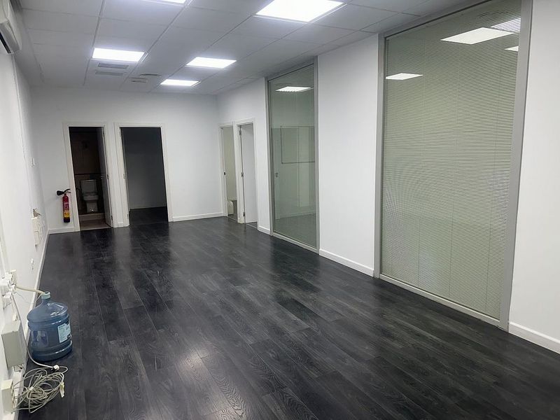 140m² Commercial property in Malaga, Spain No. 226961