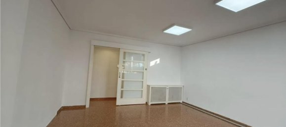 Квартира с 4 спальнями в Валенсия, Испания № 180664 5