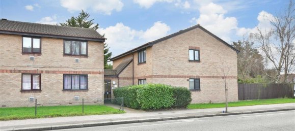 1 bedroom Apartment in Essex, United Kingdom No. 4181 2