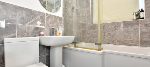 1 bedroom Apartment in Essex, United Kingdom No. 4181 7