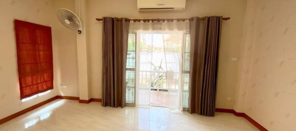 Кафе / ресторан с 3 спальнями в Паттайя, Таиланд № 11179 20