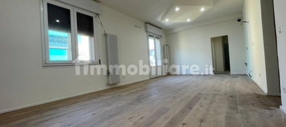 3 chambres Appartement à Bologna, Italy No. 27529 24