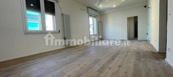 3 chambres Appartement à Bologna, Italy No. 27529 86