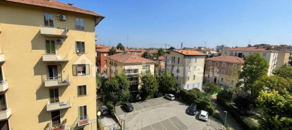 3 chambres Appartement à Bologna, Italy No. 27529 4