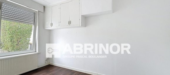 Casa de 4 dormitorios en Neuville-en-Ferrain, France No. 321098 2