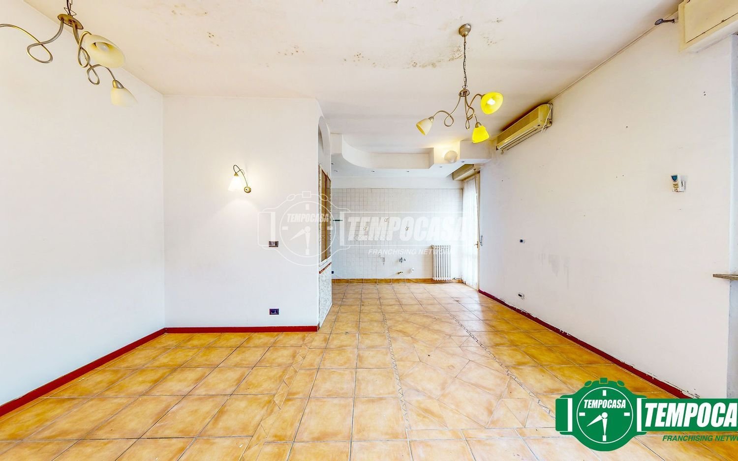 28 rooms Apartment in Pieve del Cairo, Italy No. 119094