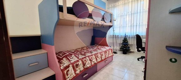 3 rooms Apartment in Malnate, Italy No. 161747 10