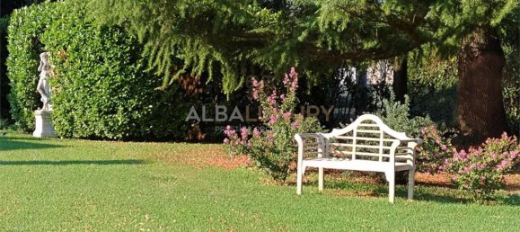 11 bedrooms Villa in Treviso, Italy No. 727 3