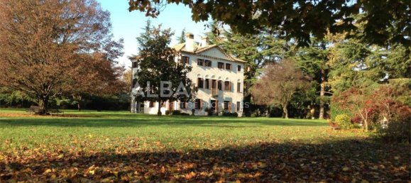 11 bedrooms Villa in Treviso, Italy No. 727 11