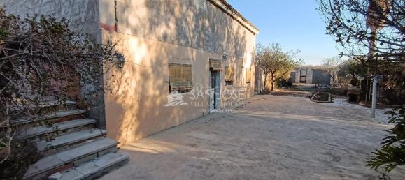 4 غرف نوم منزل في Hondon De Las Nieves, Spain رقم 90044 2