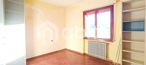 5 rooms Apartment in Figline e Incisa Valdarno, Italy No. 124698 11