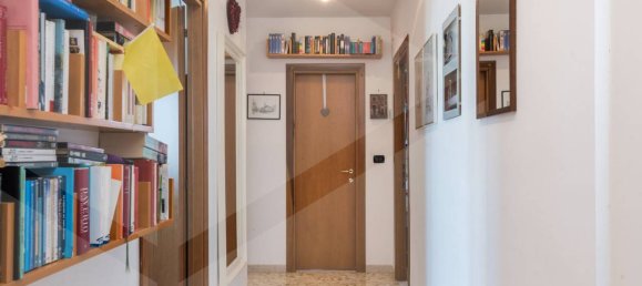 7 rooms Penthouse in Ciampino, Italy No. 20810 12