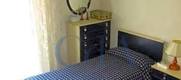Apartamento de 4 dormitorios en Alicante, Spain No. 4971 12