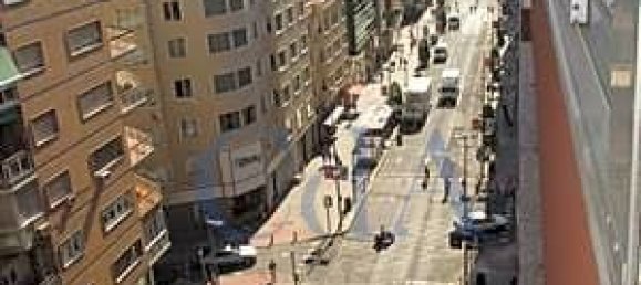 Apartamento de 4 dormitorios en Alicante, Spain No. 4971 25