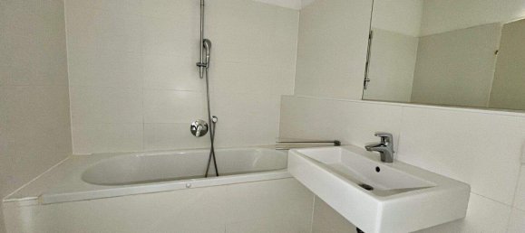 Квартира с 2 комнатами в Вельс, Австрия № 235329 10