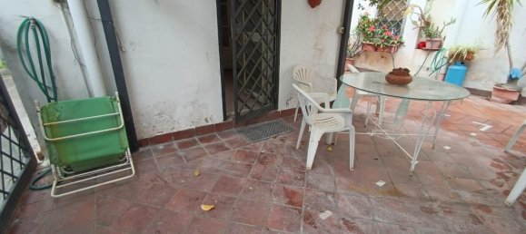 Квартира с 3 комнатами в Катания, Италия № 39336 22