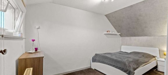 5 chambres Maison de ville à Duren, Germany No. 283364 12