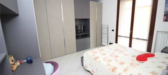 2 bedrooms Apartment in Sassuolo, Italy No. 358661 21