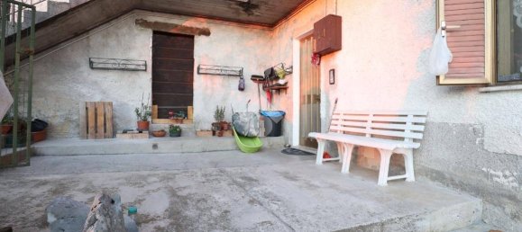 3 Schlafzimmer Haus in Udine, Italy, Nr. 83244 19