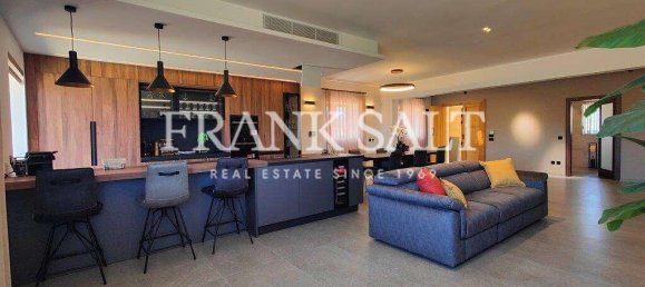 4 chambres Ferme à Mgarr, Malta No. 10951 3