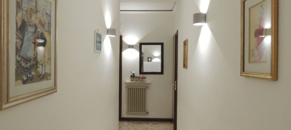 5 bedrooms Apartment in Catania, Italy No. 342055 30