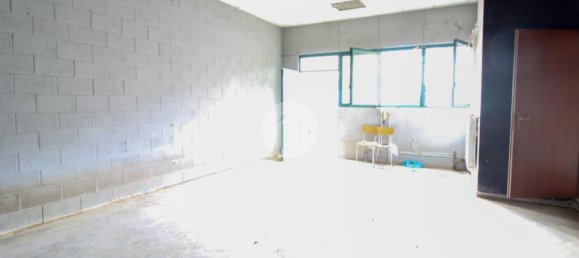 4-Zimmer Lagerhaus in Zelo Buon Persico, Italy, Nr. 30260 6